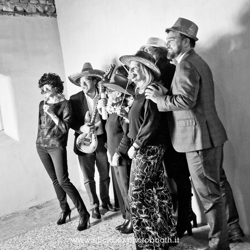 clickboxverona's tweet photo. Mettersi insieme è un inizio, rimanere insieme è un progresso, lavorare insieme è un successo. #CenaAziendale #photobooth #weddingplanner https://t.co/MjLLDE2UvF