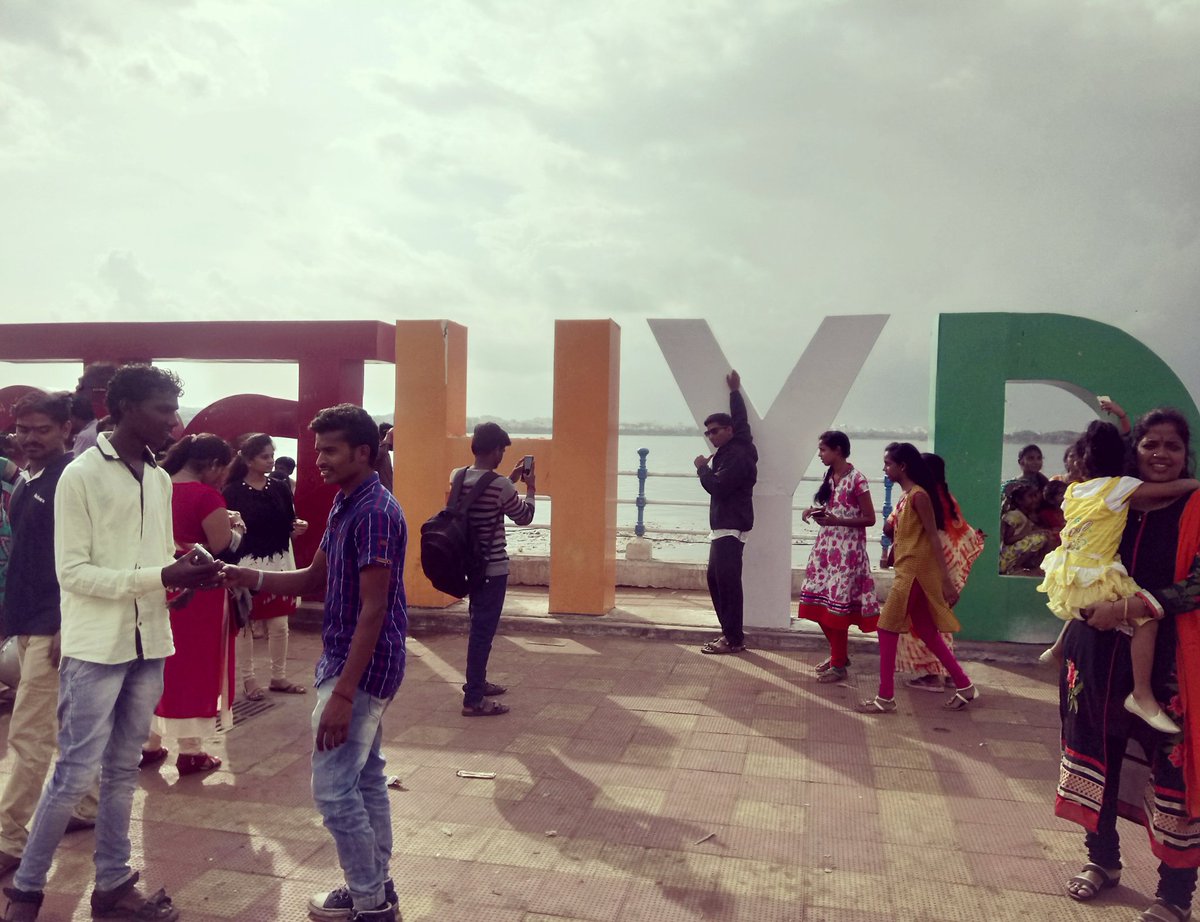 kalyanverma26's tweet photo. #SelfiPoint #Hyderabad #LuvHyd #TankBund #NecklaceRoad #KalyanVermav https://t.co/COY40VqvYN