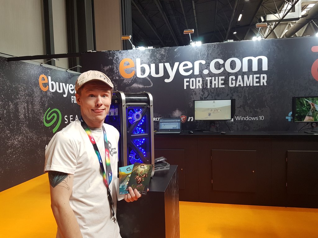TeamPioneerG's tweet photo. Checking out #ebuyer @ #i61 #feralzontour https://t.co/AxkRRhHxbZ