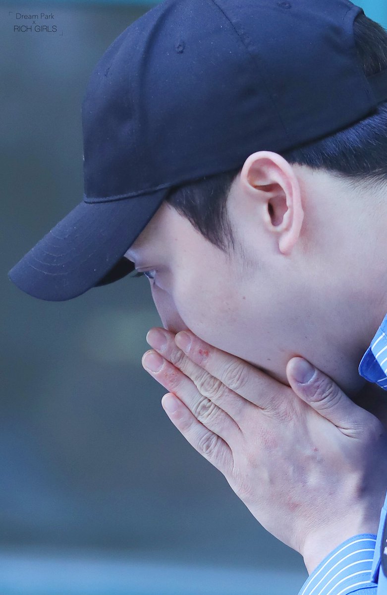 6002xfiles's tweet photo. [FAN CAMS + VIDEO] Park Yoochun's Military Service Discharge.
https://t.co/hG9C7CWUGD #WelcomeBack6002 #박유천 https://t.co/91H5TVoEkW