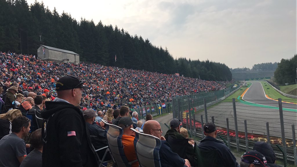 sennsterr's tweet photo. @redbullracing 😀 https://t.co/swZdnS7fwY