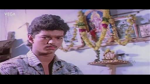 NanbanDinesh's tweet photo. அன்று அழகில்லை, நிறமில்லை என்று பேசியவர்கள் முன் இவரின்றி தமிழ் சினிமா இல்லை என்கிற மந்திரத்தை உச்சரிக்க செய்தவர்! #Vijay
#TrueHardWorker https://t.co/FBgTfk5CK5