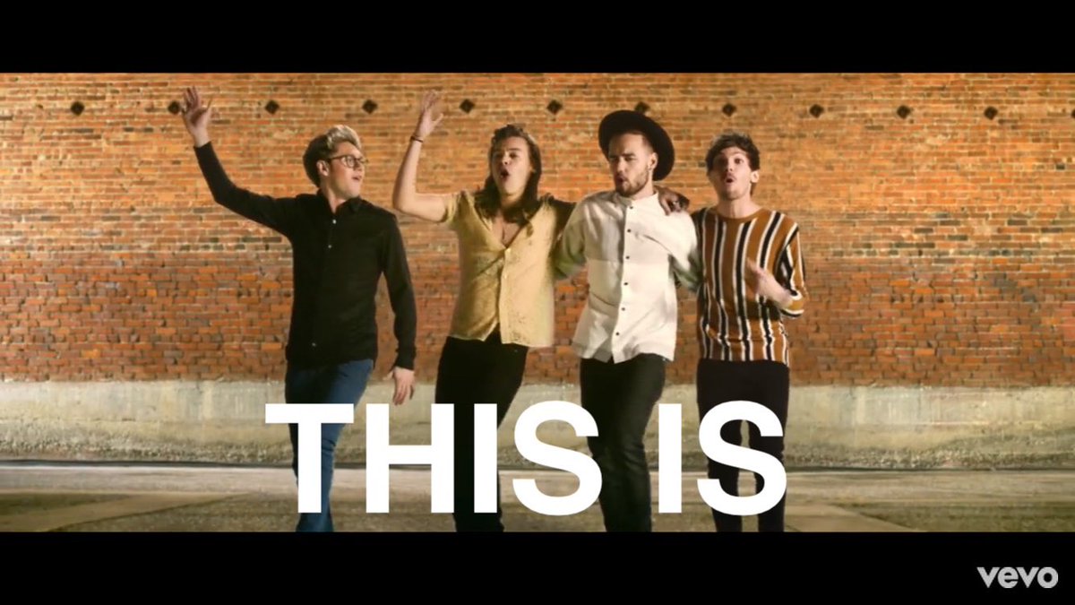 werciko's tweet photo. prosto i na temat 😌  #DirectionersBring1DBackToLife https://t.co/93FjIowGP1