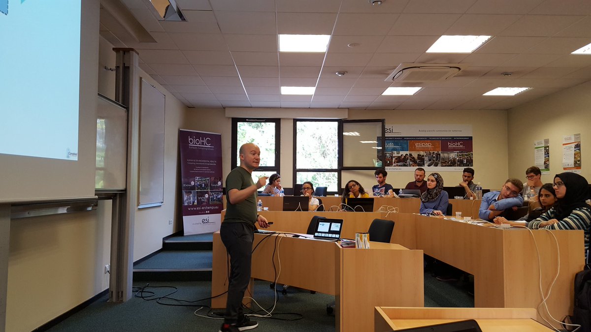 Seve_Michel's tweet photo. D. Gomez-Cabrero @karolinskainst Gene networks in medicine #biohc #CompMed Shool @ESIArchamps @UGrenobleAlpes https://t.co/m4tPF5BeCd