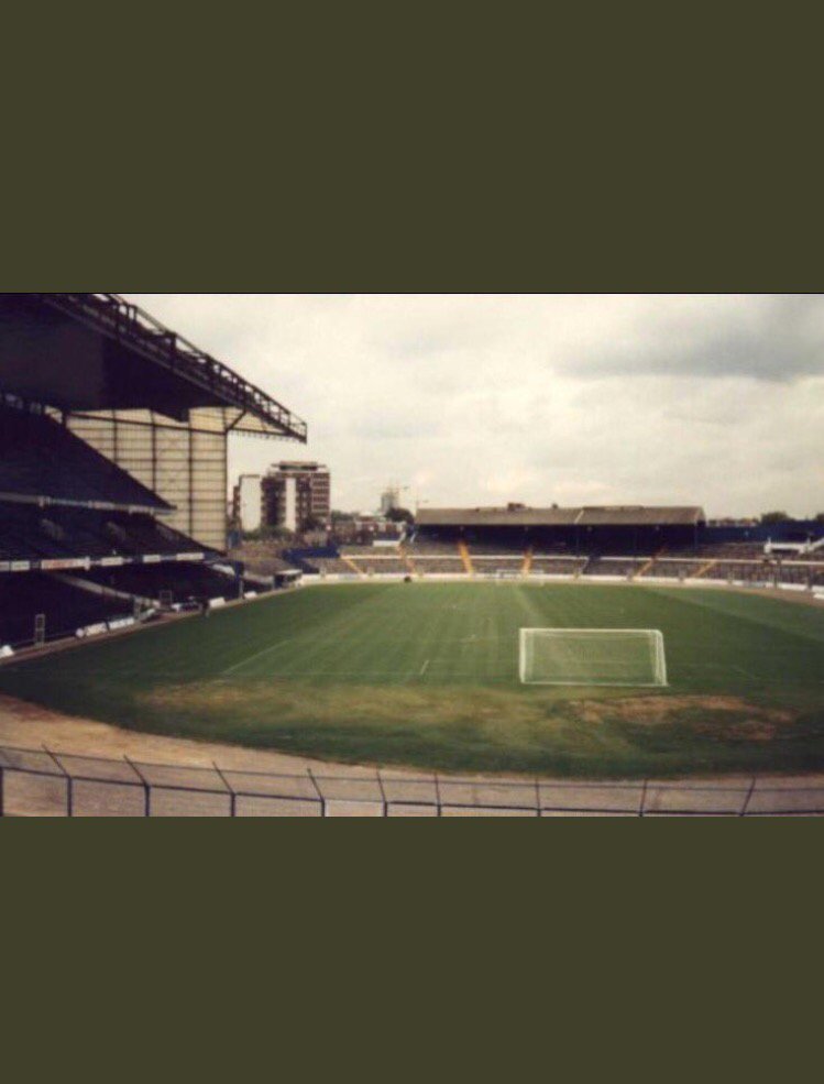 DavidBurton1971's tweet photo. #CFCEFC Come on the Chels...let's give Rooney the welcome he deserves 😎 https://t.co/mQjf0lkUnb
