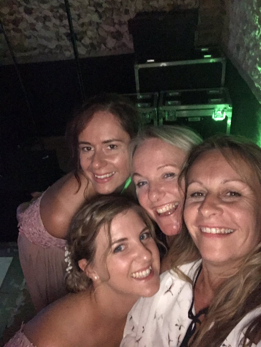 Lovely day at Charlotte and Ian's wedding ❤️xxx didn't we scrub up well <a href="/leemeadofficial/">Lee Mead</a> 😎😍