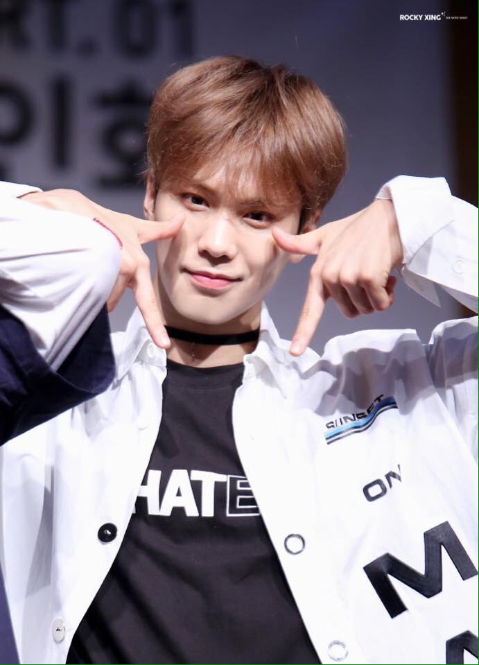 Turkey_ASTRO's tweet photo. [#라키]
[GENERAL IDEA] MARS Tişört  Beyaz ￦196,000 yaklaşık Türk Lirası olarak 605,70 TL

(사진 : @ROCKY_XING)

@astro_fashion https://t.co/4e36pRO5lz