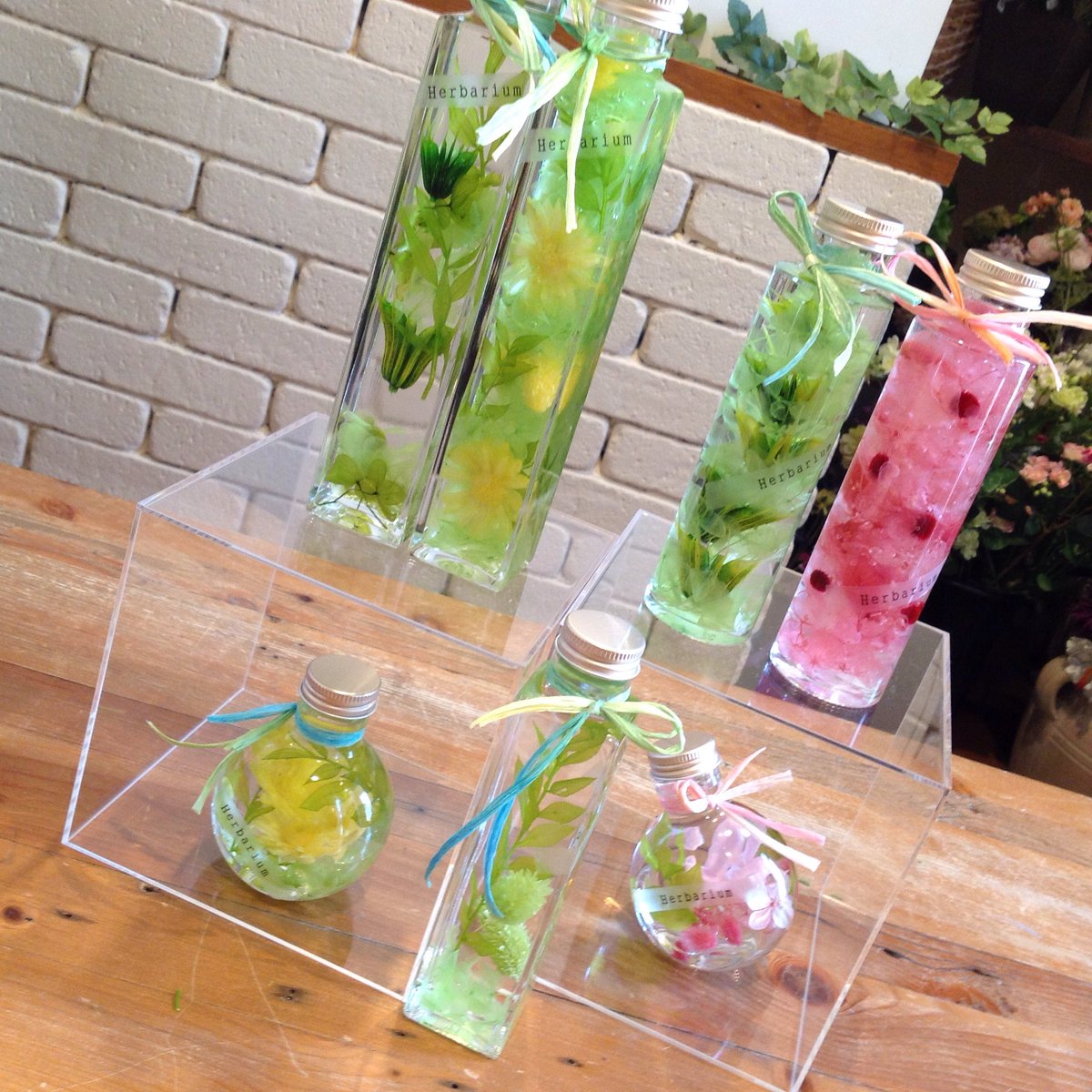 floristsonia's tweet photo. ハーバリウム

店内の教室でも簡単に作れます
自分用やプレゼントにもぴったりですね🌷

#吹田市 #ハーバリウム https://t.co/3BbJXvMRTq