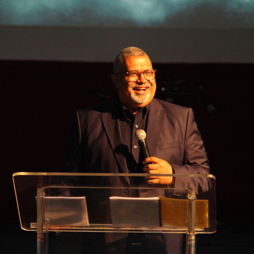 VMIChurch's tweet photo. Apostle @JeromeLiberty ministering on the reasons why Jesus came to Earth.
#VMIword
#VMIchurch https://t.co/8QvSjMMXdj