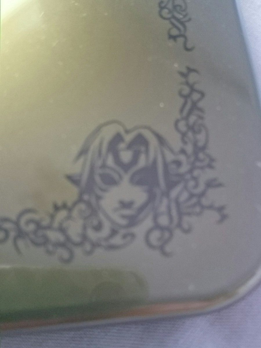 Sammii_Cake's tweet photo. I love my #MajorasMask3DS but I hate how the masks angle in the corners all seem random with no pattern!  #3DS #Nintendo #Zelda #LoZ https://t.co/duyJeXcJXo