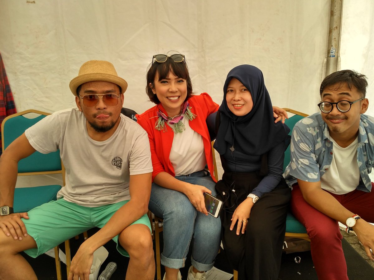 Uyi_133's tweet photo. with danang, darto and fitrop di ultah pertamina ke 59thn https://t.co/QaF8eNXxJz
