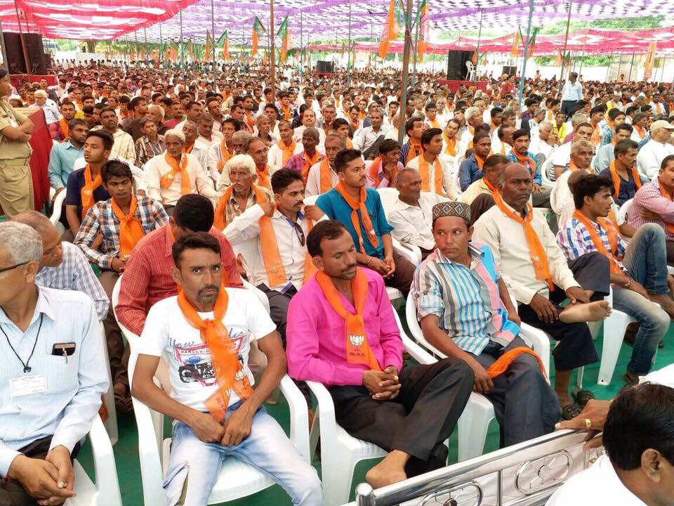 imBhupendrasinh's tweet photo. At the felicitation ceremony of former MLAs Shri Ramsinh Parmar, Shri Mansinh Chauhan and Shri Mukesh Shukal at dakor of kheda dist. https://t.co/BjNH5tawz9