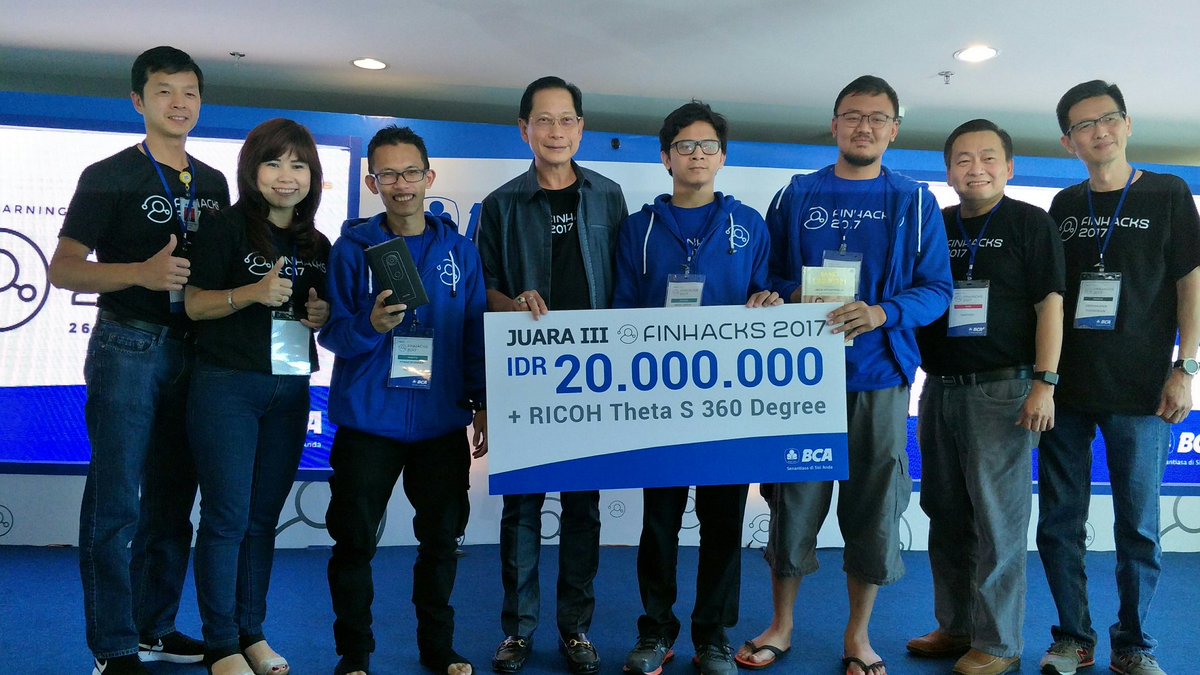 dailysocial's tweet photo. Berikutlah pemenang #Finhacks2017 #Codescape! Congrats ya, team pemenang🎉 dan yg belum menang, jangan patah semangat ya!💪 https://t.co/HNWeCvLQRc