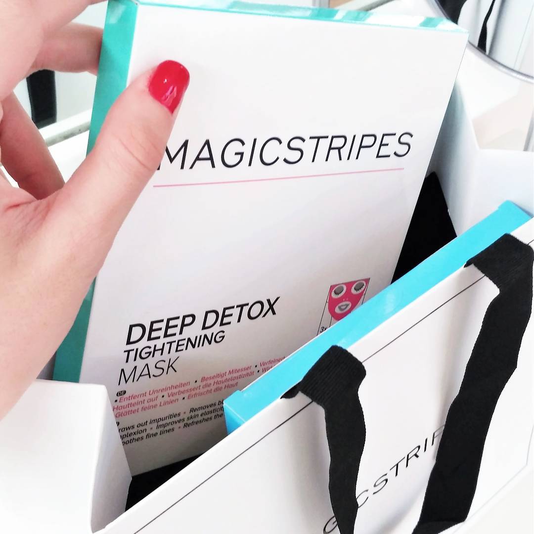 MakeMeUpGreece's tweet photo. 🎆Bring some Magic to your life 🎆Deep detox μάσκα σύσφιξης by #magicstripes💆 https://t.co/IVIMZsocmI #makemeupgr #cosmetics #skincare #beauty https://t.co/z35yCdTge9