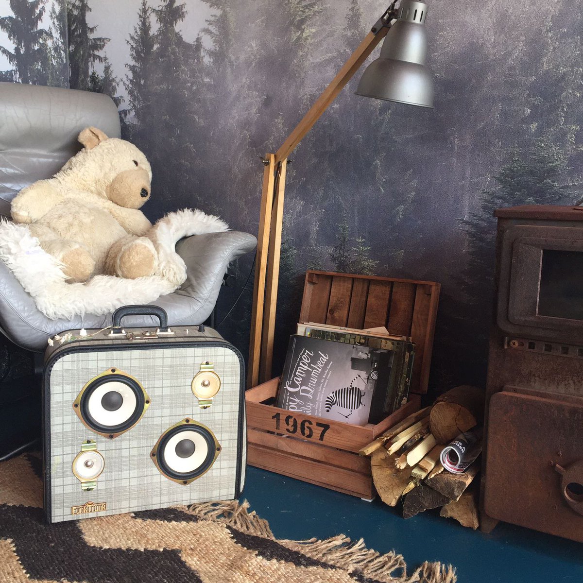 Heb je onze nieuwe #FunkTrunks al gezien? Nieuw gecombineerd met oud: #bluetooth #vintage #koffer #muziek #Boxen