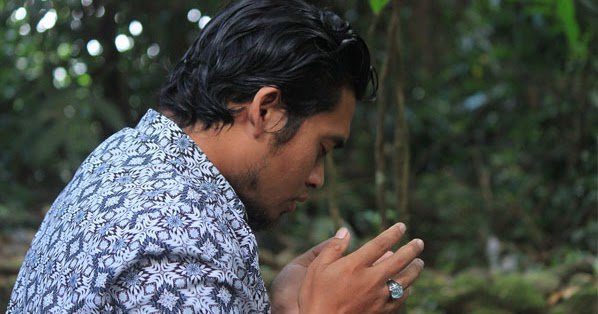 IbuHamil_WebID's tweet photo. Kumpulan 10 Doa-Doa Wudhu, Lengkap Bacaan Arab, Latin, dan Artinya https://t.co/19rvYKmFMl https://t.co/lDyssRM2FZ