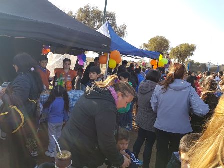fferrarelli's tweet photo. @ciudaddelapunta : Barrios que homenajearon a los niños en su día: el homenaje fue para ellos, y adultos
  https://t.co/7BON2I6oSg https://t.co/hluYEEDyIG