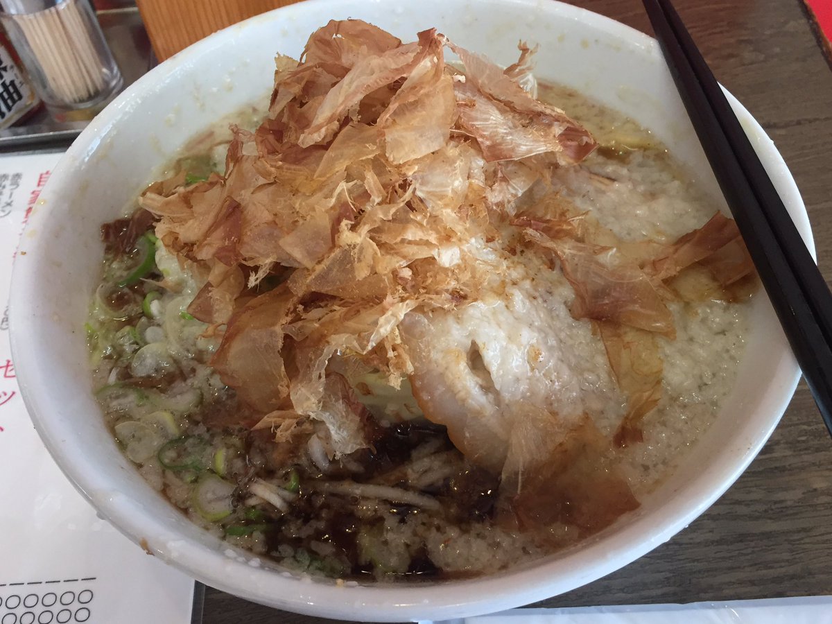 zechroni's tweet photo. 今日でラーメン日記365日目
1年で通算86日間ラーメンを食いに行きました。ありがとうラーメン！これからもよろしく！
#ゼクのラーメン日記 https://t.co/eapRLiSymw