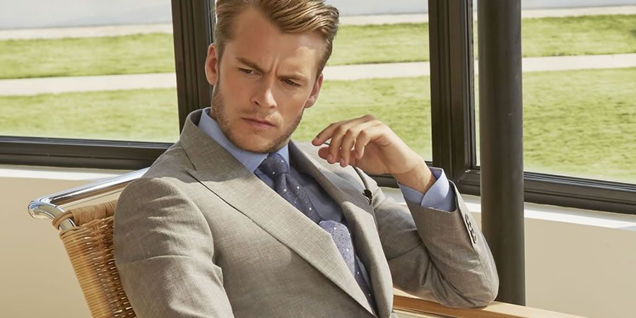 Follow our advice and you will be the best dressed guest at at wedding this season: buff.ly/2xvgLrY