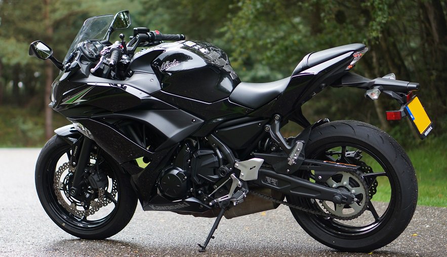 Startersmotor's tweet photo. Test van de #35kW #Kawasaki #Ninja 650  online! Een van de allerbeste motoren voor het #A2 rijbewijs. https://t.co/zgIagGvMdf #motorrijden https://t.co/OzjHg9cpTF