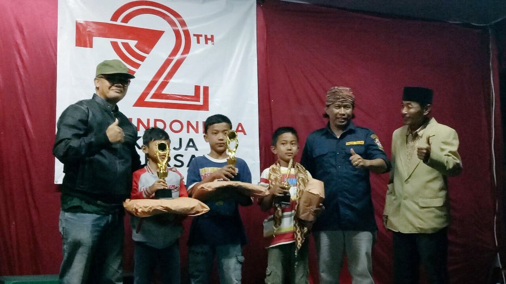 KartaRanum's tweet photo. Karta Ranum menyampaikan terimakasih kpd @ridwankamil @OdedMD @yossiirianto @bsukardi67 @fikisatari melalui #PIPPK giat Karta tiada henti. https://t.co/EUVfkm5jwo