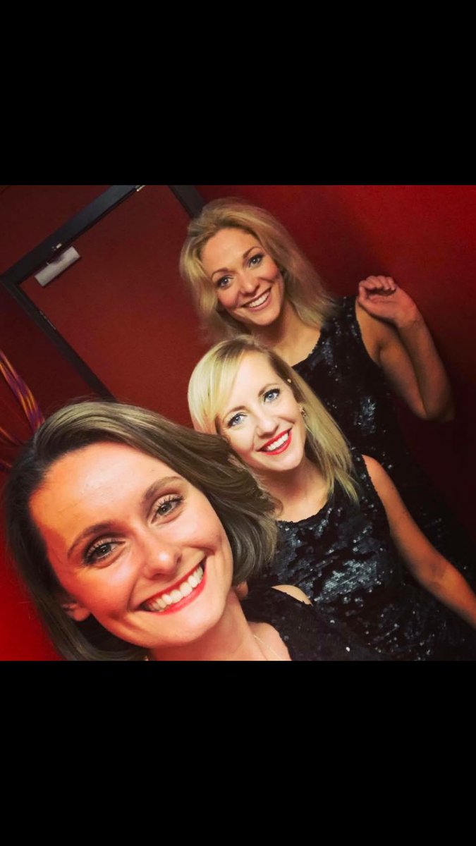 frankiejones93's tweet photo. Had a fabulous @SatNightDivas gig last night @waldegraves! Thanks for having us! 💃🏻🎤 #divas #Motown #disco https://t.co/jvMraleYVs