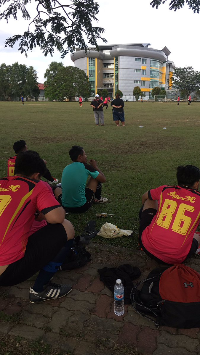 LuqmanGan's tweet photo. Bukan biase2 @TomKucarKacir #AyamSc #winningmentality https://t.co/OmadZ8nwqY