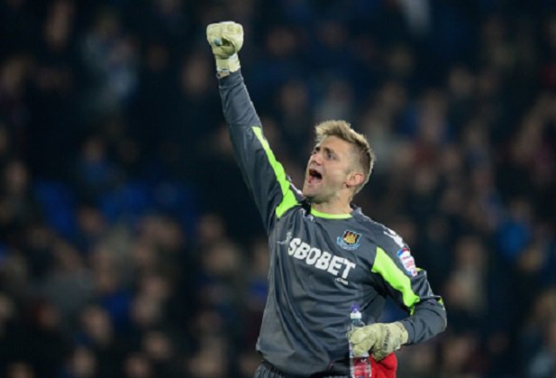 Leeds United keeper helped turn Luton stopper into a spot kick hero #LTFC #COYH #LUFC #WHUFC bedfordshire-news.co.uk/leeds-united-k…