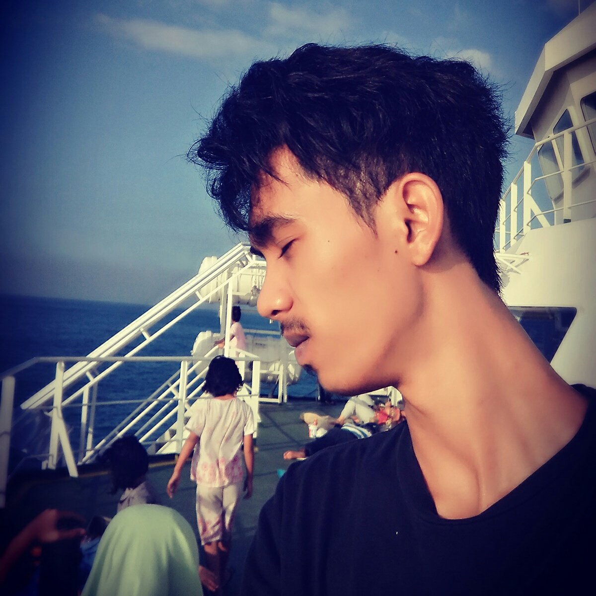 BersamaHanafi's tweet photo. #FotoProfilBaru https://t.co/G8VgBdF7Qy