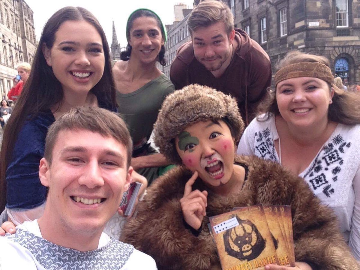 We love <a href="/monkeydancekr/">Monkey Dance 몽키댄스</a>! Always brightening our flyering morning! 🏹❤️