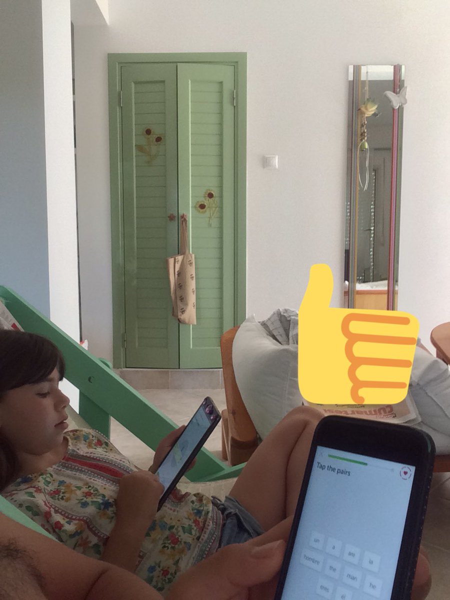 mrozansonmez's tweet photo. Father practicing spanish, daughter practicing english with @duolingo :) #nicesummer #almostschooltime https://t.co/DFvqDu0bQw