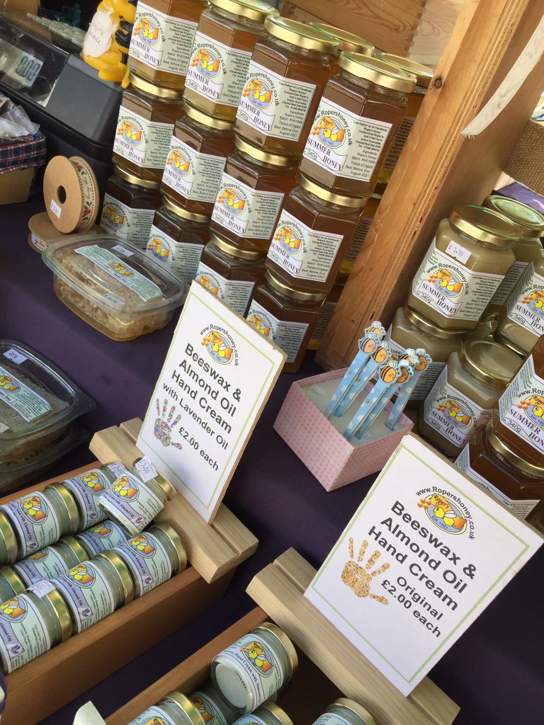 _TheMarketCo's tweet photo. So much loveliness here at #Chesterfield Artisan Market TODAY https://t.co/wCvGYAPyOs
