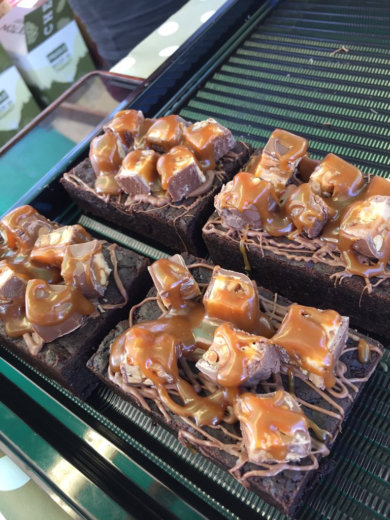 _TheMarketCo's tweet photo. So much loveliness here at #Chesterfield Artisan Market TODAY https://t.co/9YRU8mMzRZ