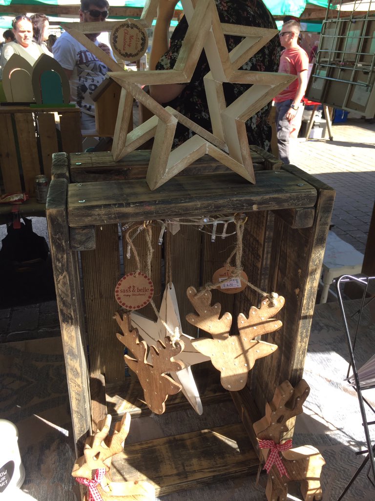 _TheMarketCo's tweet photo. So much loveliness here at #Chesterfield Artisan Market TODAY https://t.co/G76Z43Hqx3