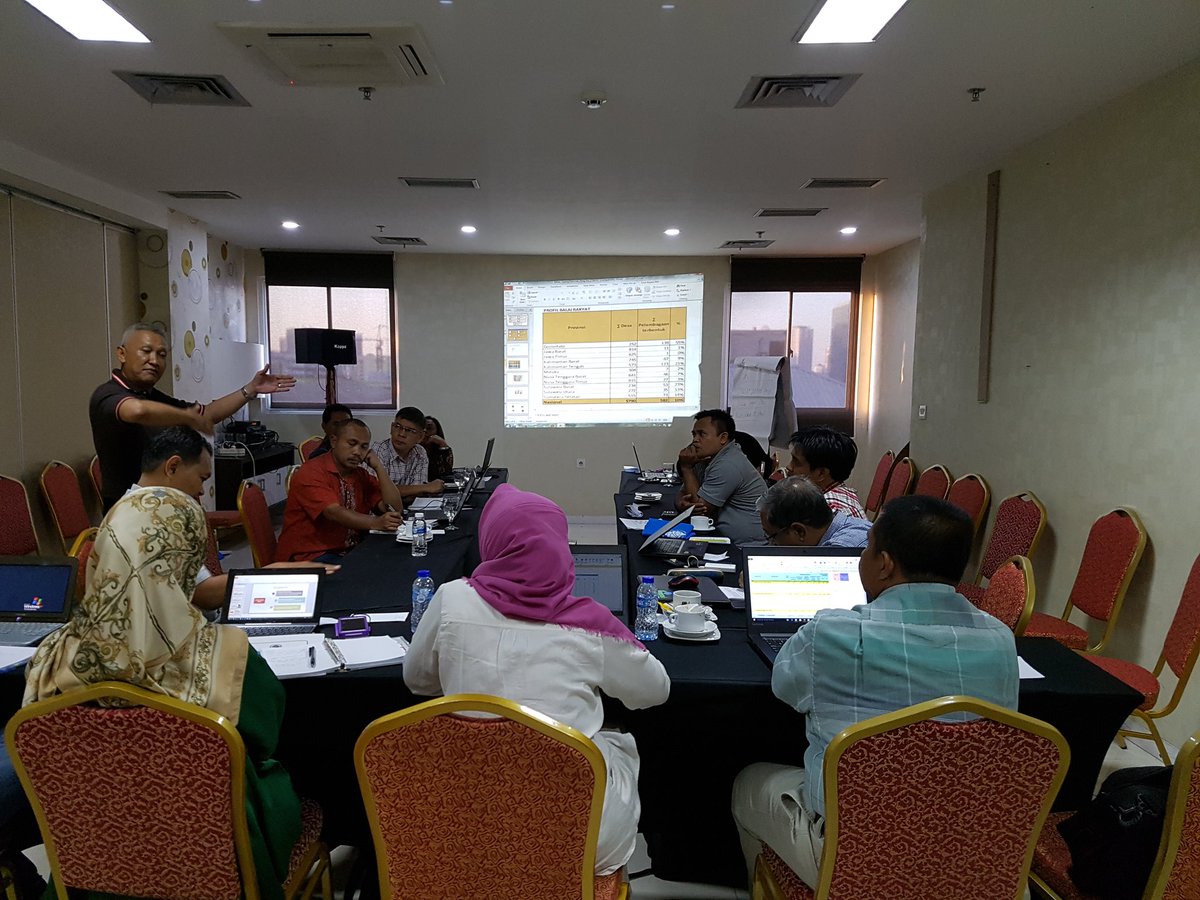 kmngenerasi's tweet photo. Dir PSD @HanibalHamidi di kelas bidang SpTr terkait pengembangan #GSC ke depan #RakornasGSC https://t.co/1RgBQyTq8u