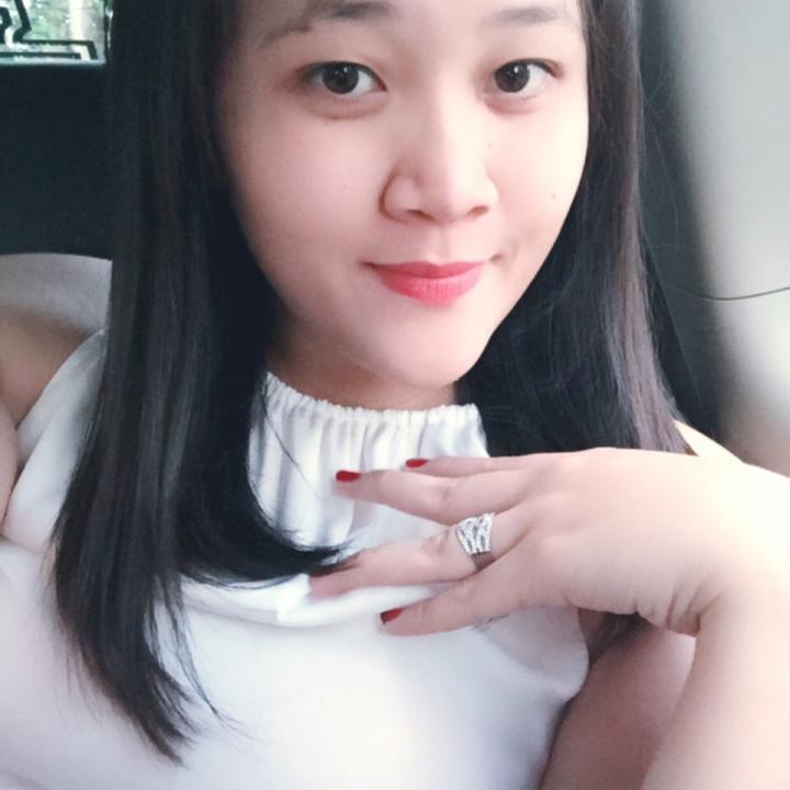 chiciveicy's tweet photo. Come hangout with me on #BIGOLIVE https://t.co/MRUm92eta2 https://t.co/BI1U8Q5Adt