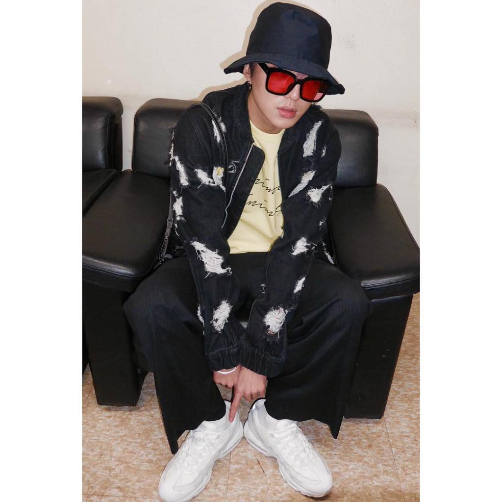 _w_incle's tweet photo. [#W_INSTAGRAM] 170827 SEUNGYOON IG – WHITE NIGHT https://t.co/7zKYLreVUK https://t.co/dmsOdunfxC