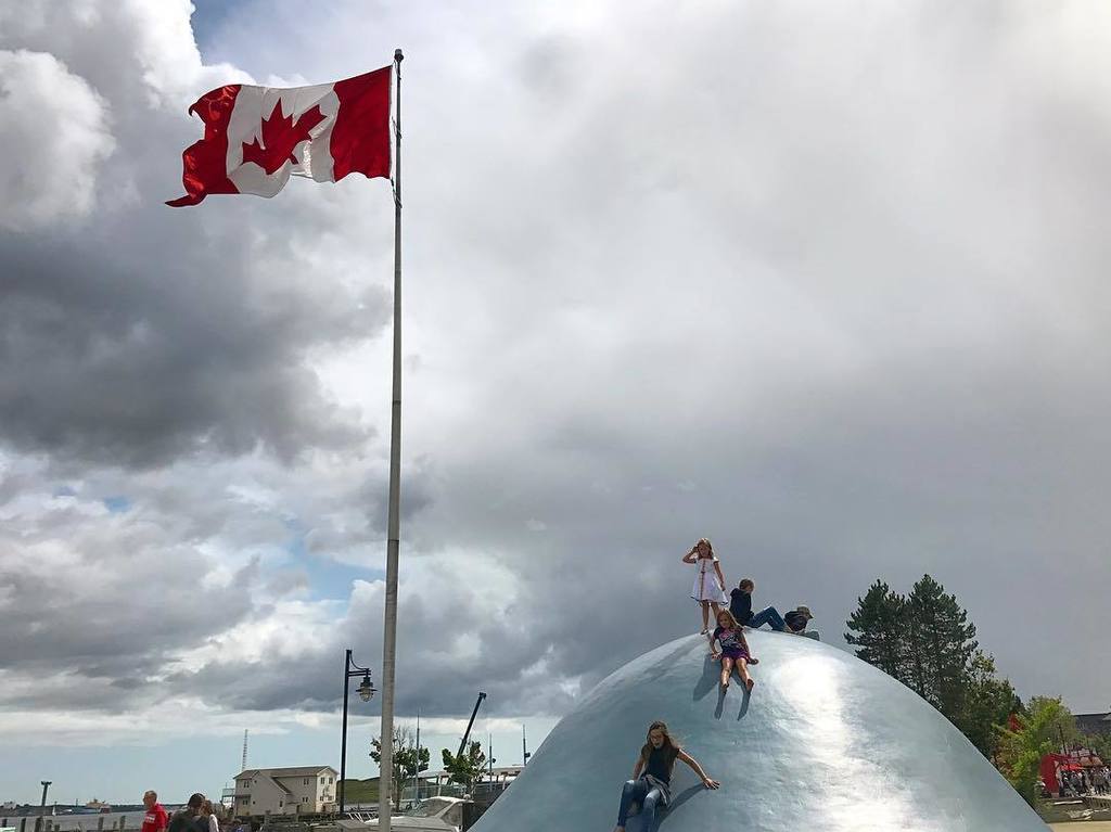 McKennaPolson's tweet photo. Ridin' the π #halifax #halifaxwave https://t.co/KnpAEZOU3r https://t.co/O0Pv457ZOM