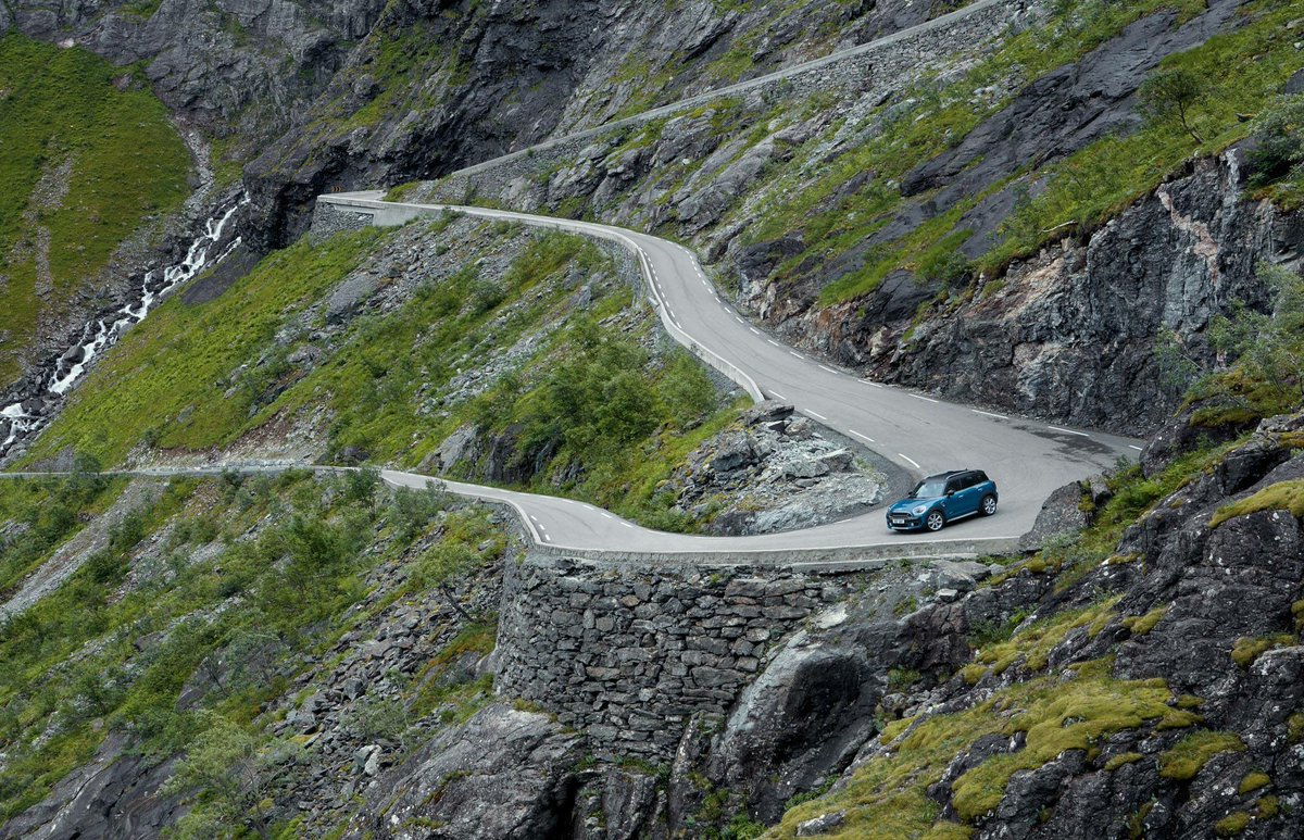 KnightsMINI's tweet photo. Do you have an appetite for adventure? The MINI Countryman can help you make it happen. #MINI #Countryman #Adventurer https://t.co/97cb6dVHTQ