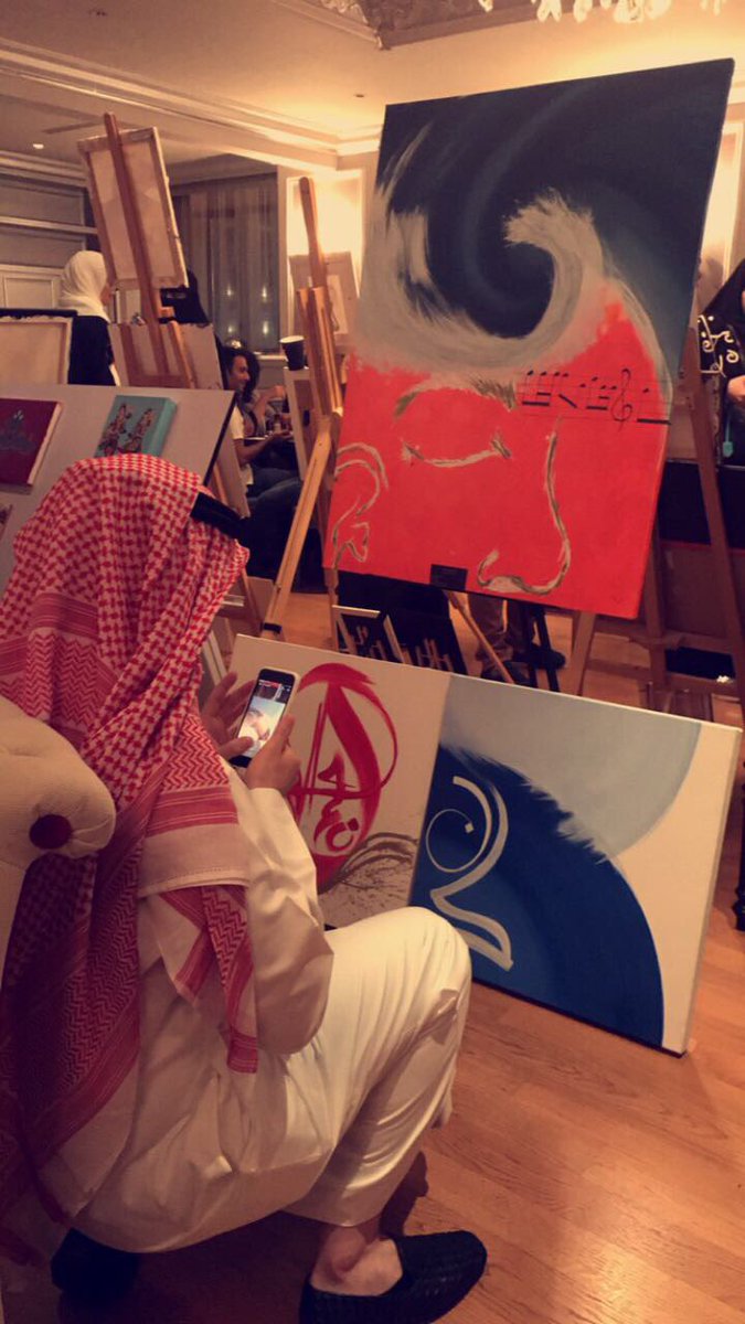 rawandmeetups's tweet photo. من أعمال الـمشاركة 🎨 🖌
هند الغامدي (@HindG) في #لمّة_روند بـ #باتي_فرانس (@PattisFrance) بتاريخ ٢٤ أغسطس ٢٠١٧م 💜. https://t.co/ID8cAhsv0y