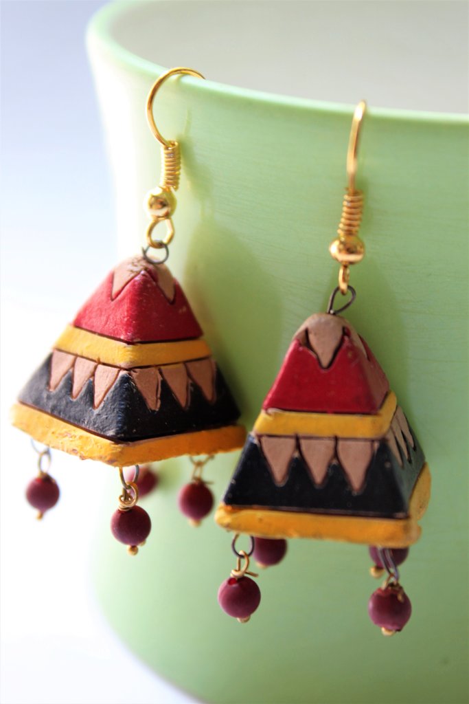 sharepyar's tweet photo. https://t.co/zwz1fjqrSW
#terracotta #earrings #organic #fashion Handmade colorful Terracotta Earrings, Jhumkas, Bali etc with unique designs https://t.co/09eHLGMmFX