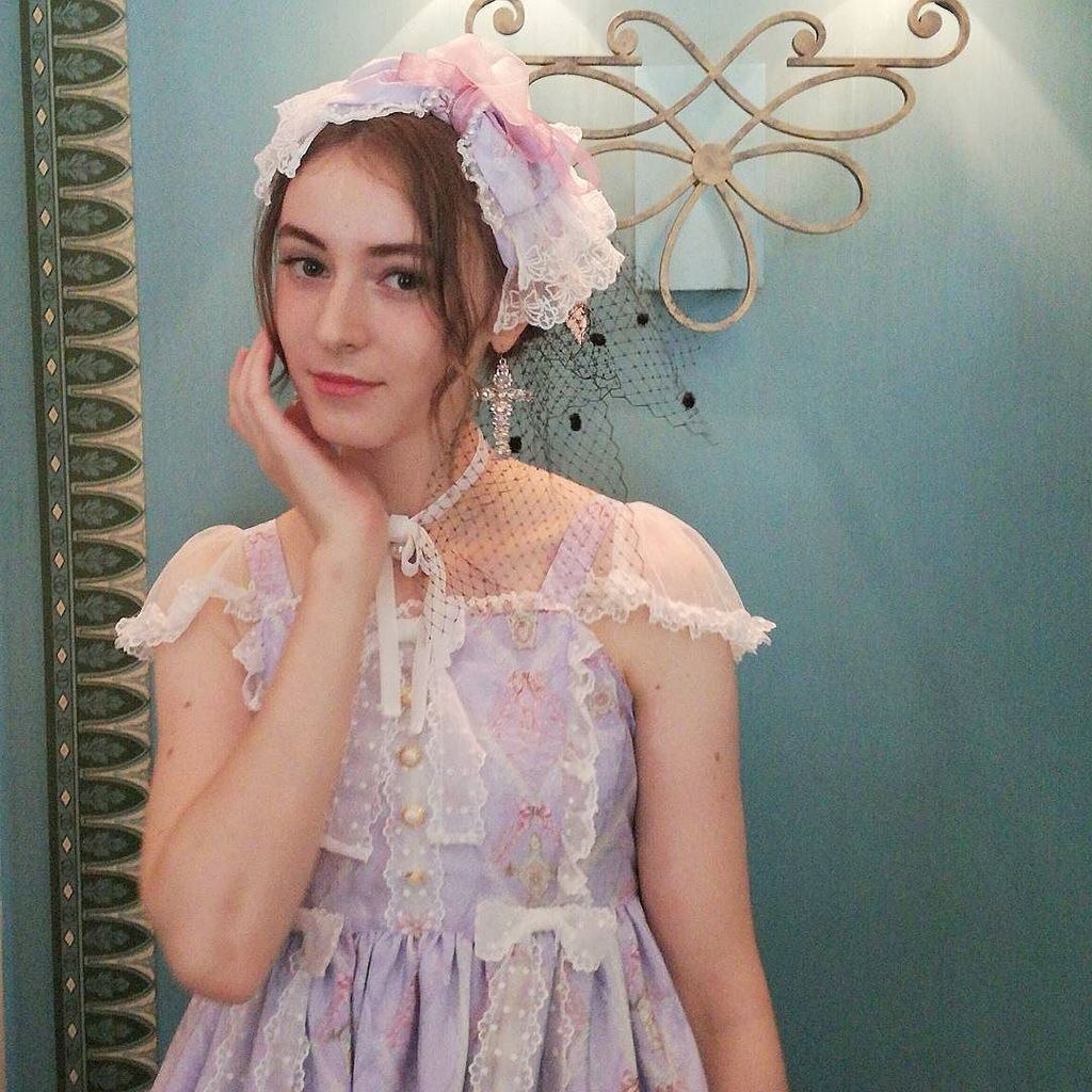 Chloe_chieko's tweet photo. https://t.co/UXNMS5In81 https://t.co/XRtKCm39RN