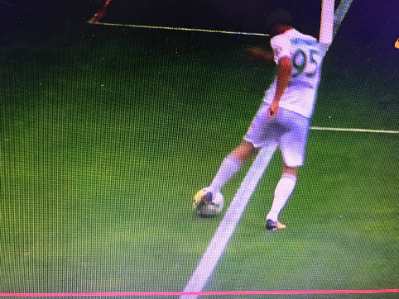 DIP1PawXUAEuVkd.jpg:large