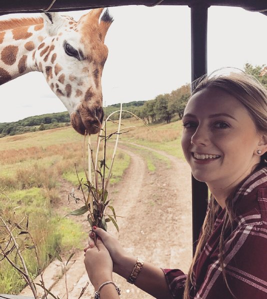 portlympnepark's tweet photo. It looks like KatieLoraineRichards on instagram loved her Animal Encounter!
 
https://t.co/t4B5CiHYKg https://t.co/iCBqkAPMyb