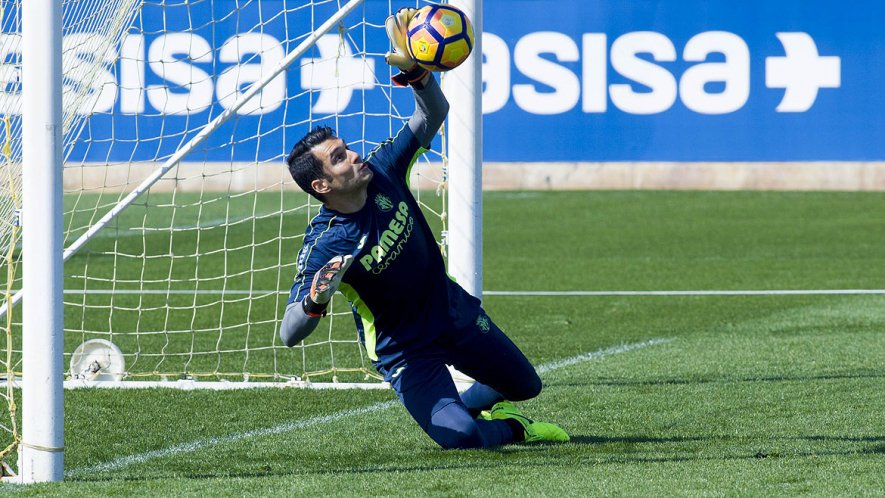 PinatarFeminas's tweet photo. Queremos desear una buena recuperación a @AndresFdez86
Mucha fuerza, volverás más fuerte. #AnimoAndres https://t.co/CwcRfnWqbG