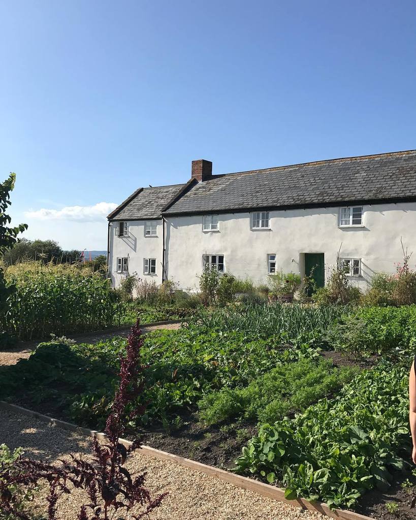 Adambyatt's tweet photo. The other half of me wants to be Hugh.. such a gent and an inspiring place #rivercottagehq #selfsufficientlife dem… https://t.co/9QYpcLIwUS https://t.co/9w9ZQZR6Gg