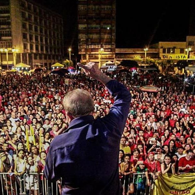 jandira_feghali's tweet photo. Um líder é um líder. https://t.co/3wiFYr7jlT