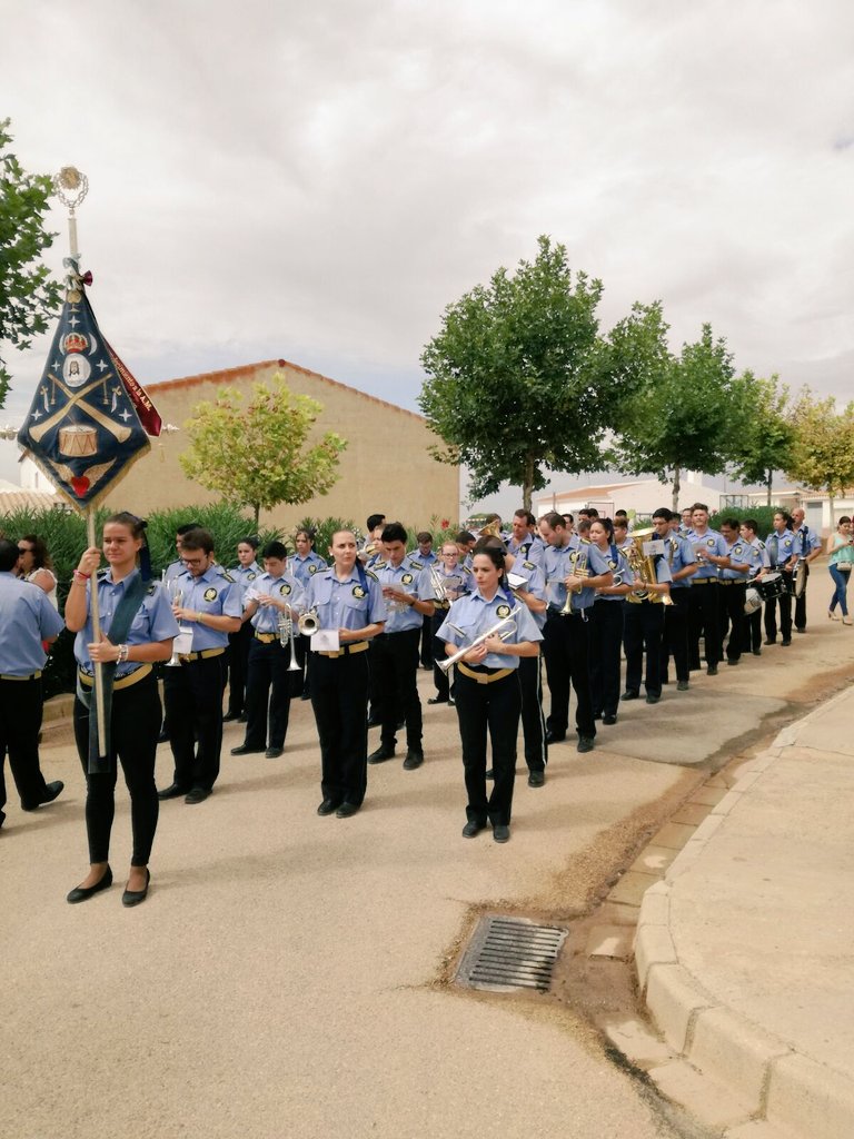 veronicatobarra's tweet photo. Esta mañana hemos actuado en Casa de las Monjas con motivo de sus Fiestas Patronales. Gracias a todos los vecinos por su gran acogida https://t.co/XuKY2AZ7si