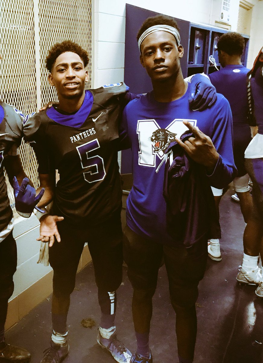 Say5iive's tweet photo. Keep up 🏃🏽🤘🏼 #RackBoyz⛓ https://t.co/XJwwkFK4Ay