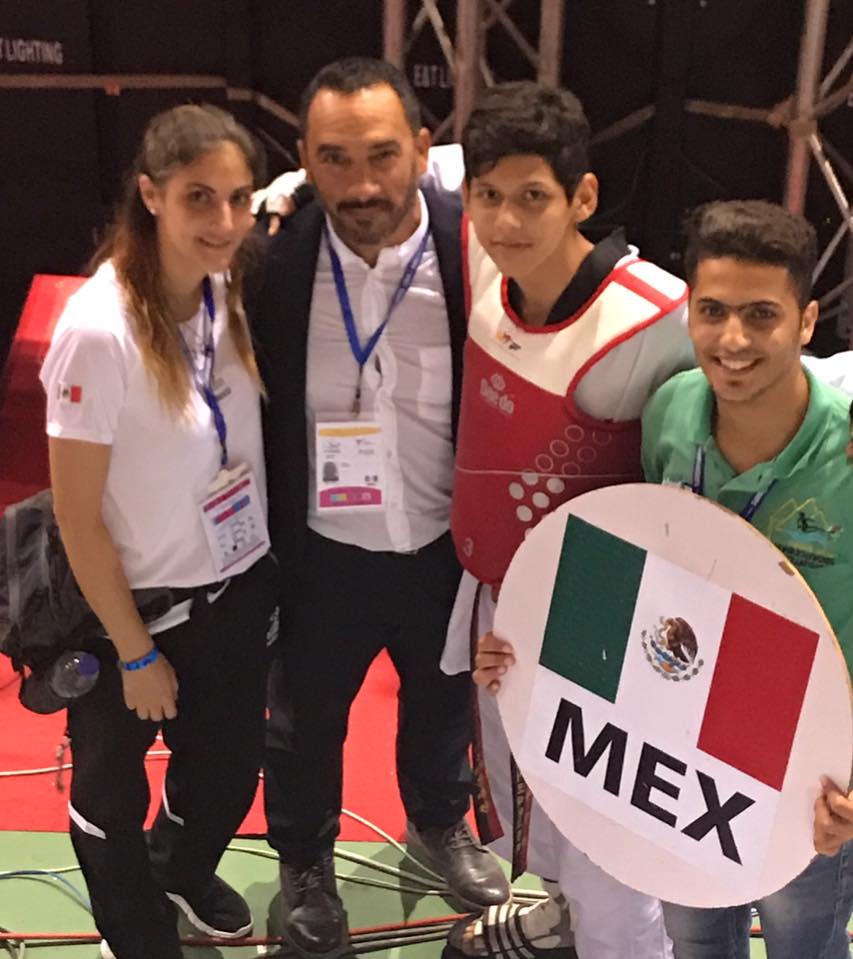 femextkdoficial's tweet photo. ORO para Roberto Sumuano en el Campeonato Mundial de Cadetes. Felicidades. #Taekwondo https://t.co/mj7hNtHXEG